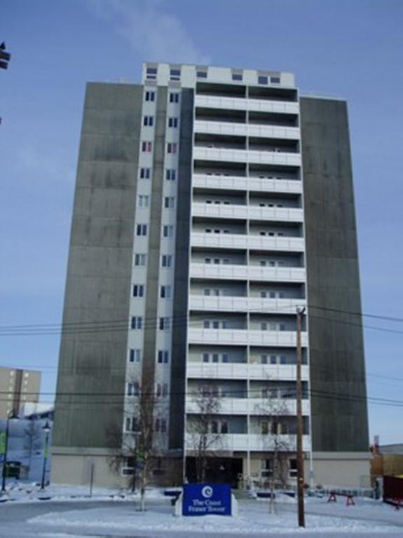 โคสต์ เฟรเซอร์ ทาวเวอร์ Hotel เยลโลว์ไนฟ์ ภายนอก รูปภาพ